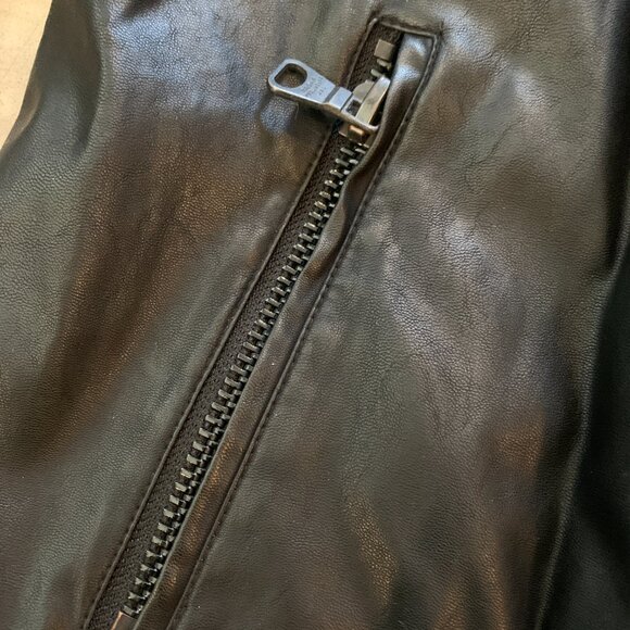 Trafaluc green and black jacket. EUC. Women's size small. - Picture 4 of 5